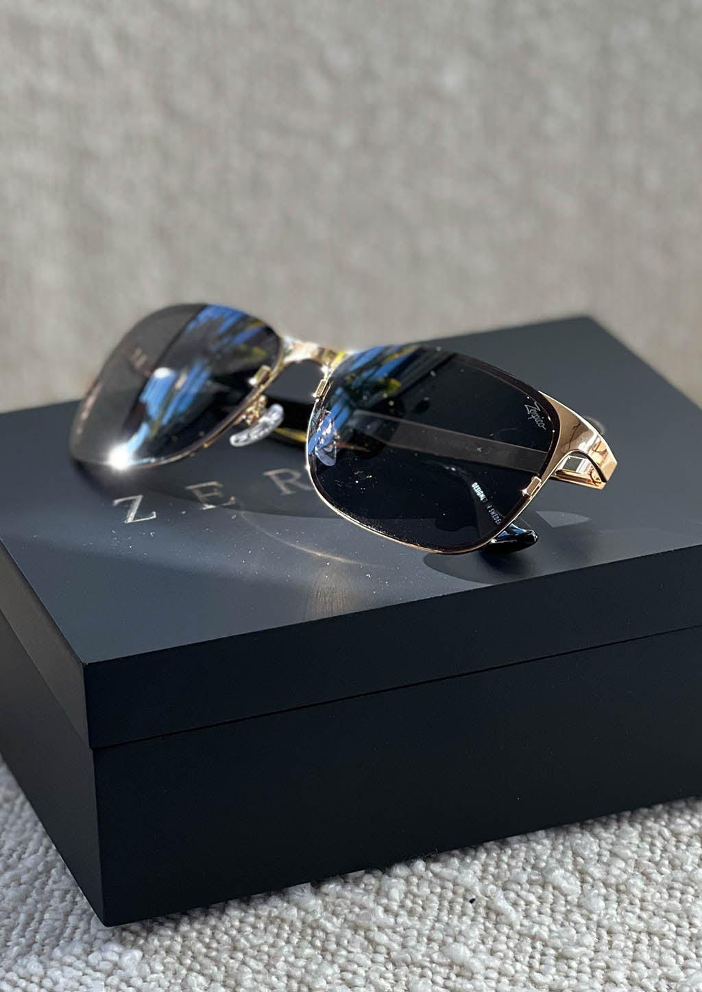 Oskar - Titan-Wayfarer-Sonnenbrille mit 24K Vergoldung-Sonnenbrillen-linaliva.de